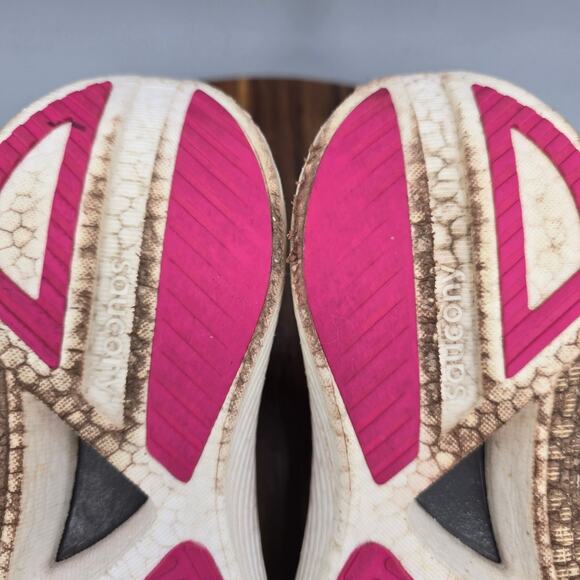 Saucony Endorphin Pro 3 Shoes Men\'s 7.5 Pink Low Top Athletic Running Sneakers